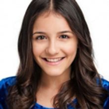 Chicago Native Amaris Sanchez Sings and Dances Her Way Through ON YOUR FEET!