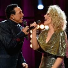 Smokey Robinson and Cam Make Their CMT CROSSROADS Debut This Today Today