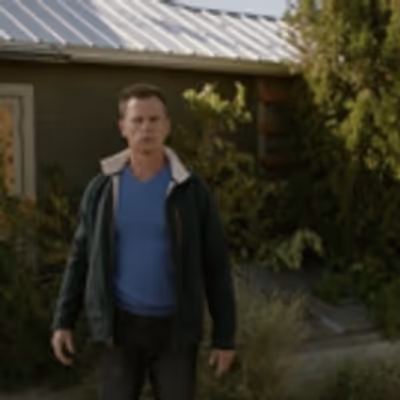 VIDEO: The CW Shares ROSWELL, NEW MEXICO 'Barely Breathing' Scene