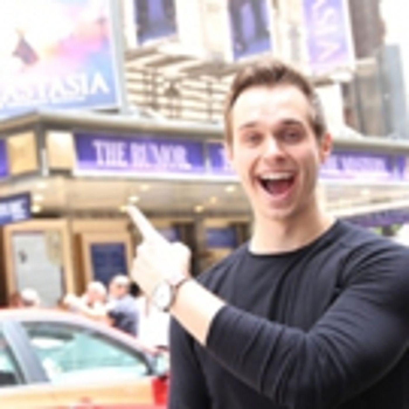 Brief 4/9: Read the MEAN GIRLS Reviews, Full List of Olivier Winners, and More  Image