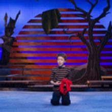 BWW Review: JAMES AND THE GIANT PEACH is Sweet at Omaha Community Playhouse