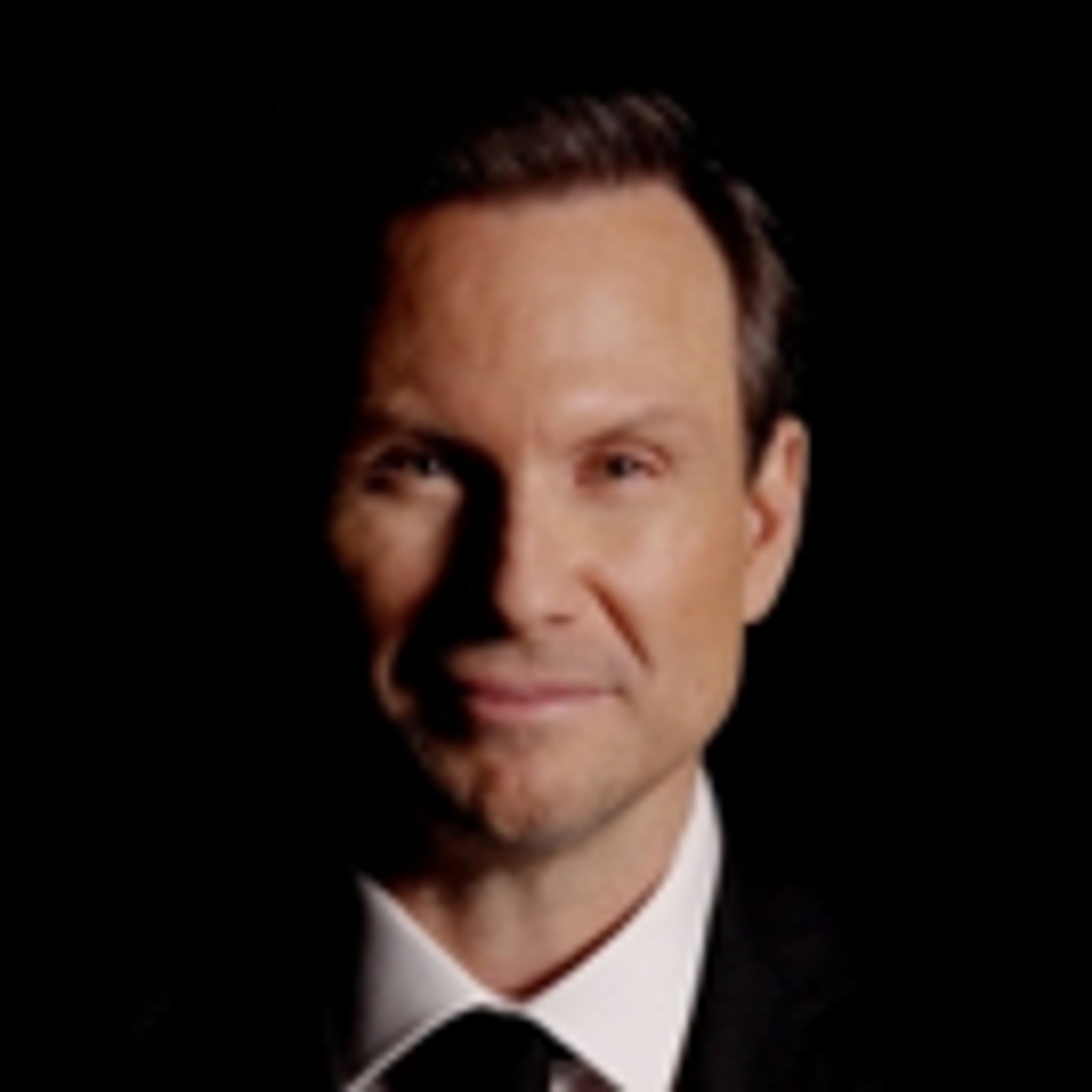 TV: Watch Christian Slater & More in Trailer for West End's GLENGARRY GLEN ROSS