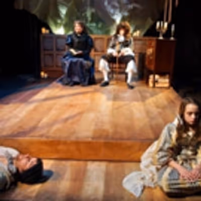 BWW Review: Survival in the Shadow of the Plague: Mad Horse Theatre's Searing ONE FLEA SPARE