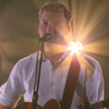VIDEO: George Ezra Performs 'Paradise' on THE LATE LATE SHOW