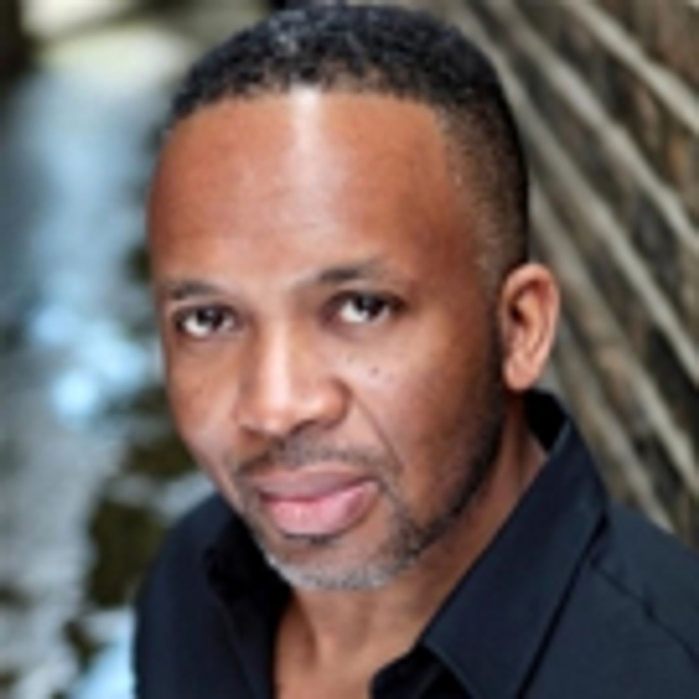 Brief 5/17: Learn More About Idina Menzel-Led SKINTIGHT, and More!  Image