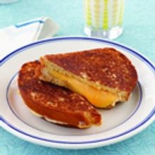 JUNIORS RESTAURANTS Celebrates National Grilled Cheese Month with their Signature San