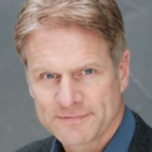 Tony Carlin Joins BERNHARDT/HAMLET on Broadway, Replacing Paxton Whitehead