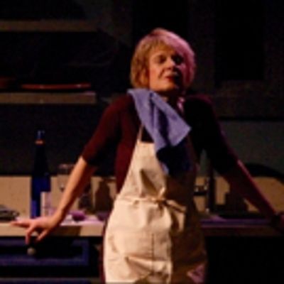 BWW Review:  SHIRLEY VALENTINE Takes a Hilarious Leap into the Unknown at Terrific New Theatre