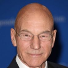 Patrick Stewart Shares Influential Moment from His STAR TREK Experience