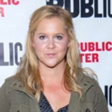 Amy Schumer Debuts I FEEL PRETTY Trailer On Ellen!