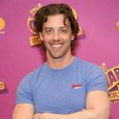 Christian Borle Directs New One Man Show WHAT DOESN'T KILL YOU by James Hindman