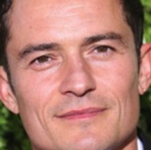 Orlando Bloom Stops Performance of KILLER JOE Twice Over iPad