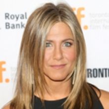 Netflix Acquires Jennifer Aniston's DUMPLIN'