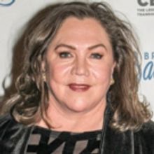 Arena Stage Gala To Honor NPR's Nina Totenberg; Kathleen Turner Headlines