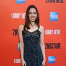 Aubrey Plaza Will Star in H&M Holiday Miniseries