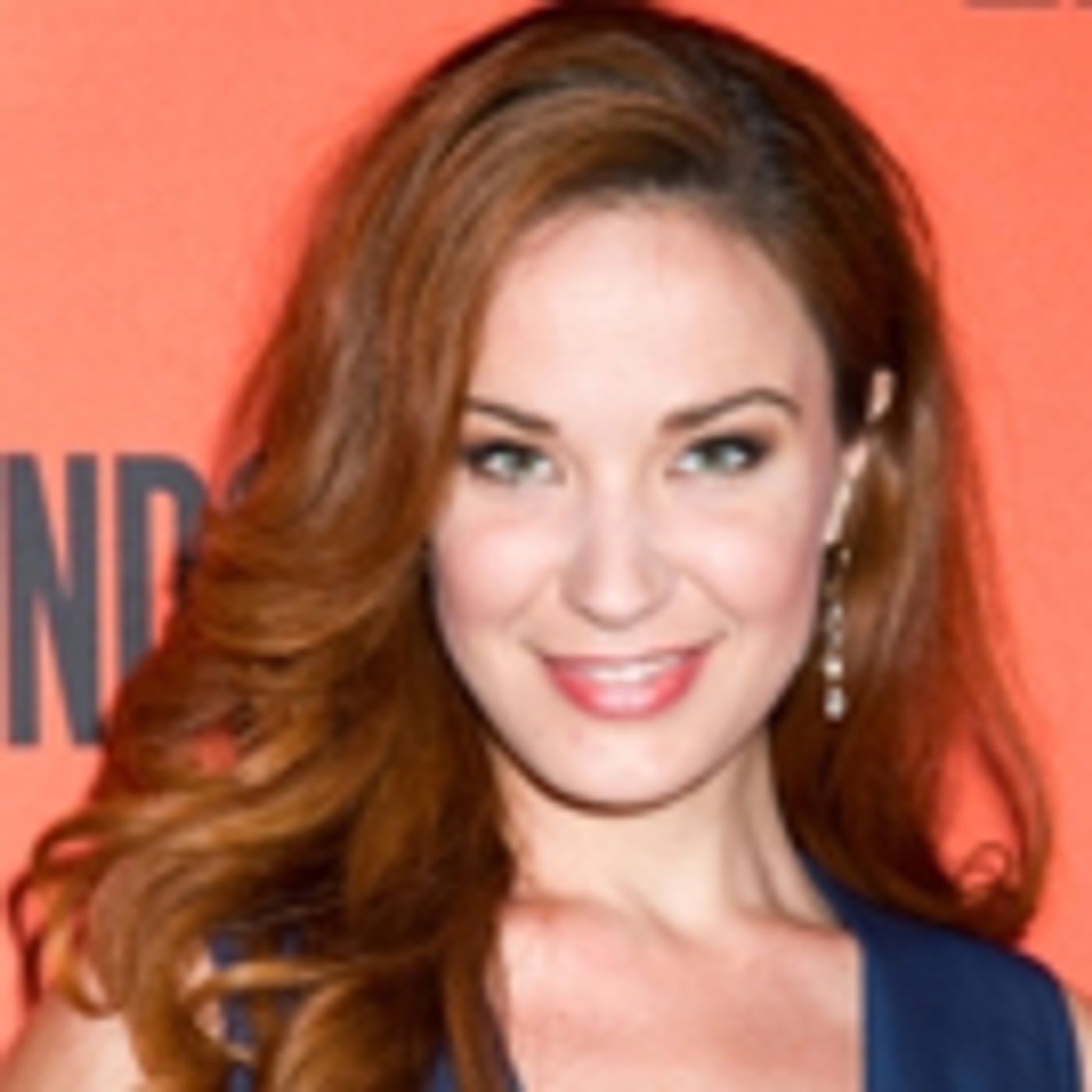 Wake Up With BWW 12/5: Full Cast of KISS ME, KATE Announced, and More!  Image