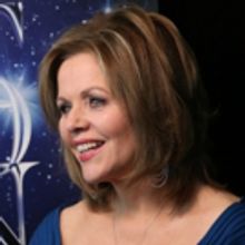 Live From Lincoln Center Rings In 2019 With New York Philharmonic Featuring Renée Fl