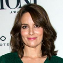 Tina Fey and More Among Lineup for MEAN GIRLS at BroadwayCon