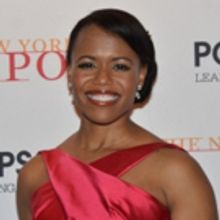 Nikki Renee Daniels Will Take Over the Role of Angelica in HAMILTON in Chicago