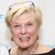 Houses on the Moon Gala to Honor Nelle Nugent