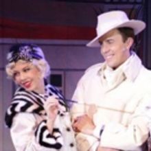 BWW Review: Candlelight Pavilion Is SINGIN' Joyously IN THE RAIN