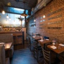 BWW Review: THE PANDERING PIG in Hudson Heights for Exquisite Fare and Charming Ambia