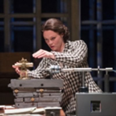 BWW Review: PHOTOGRAPH 51 at Court Theatre