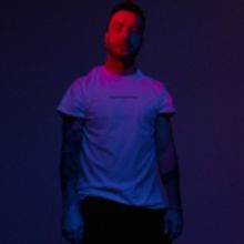 Producer, Composer And Vocalist Tim Aminov Shares Latest Single, 'Veneno'