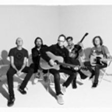 GIN BLOSSOMS Team With Billboard to Premiere Music Video for 'Face the Dark' Today
