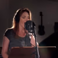 VIDEO: Willemijn Verkaik und Alexander Klaws Singen 'Unchained Melody' aus GHOST… Video