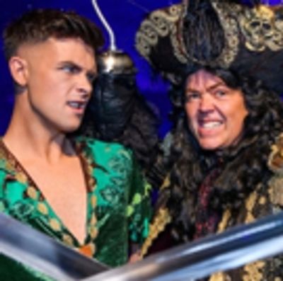 Photo Flash: Panto Stars Fly Into Birmingham To Launch PETER PAN