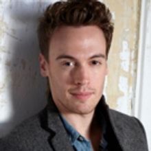 Social: Go Behind The Scenes of Erich Bergen's First Night In WAITRESS on Broadway
