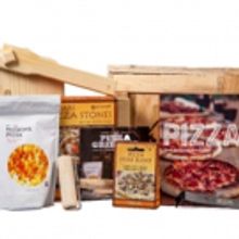 MAN CRATES are Excellent and Creative Gift Sets for that Special Someone