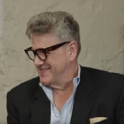 VIDEO: ALADDIN's Jonathan Freeman Reveals 'Jafar' Secrets & More!