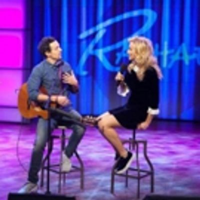 VIDEO: WAITRESS' Jason Mraz and Betsy Wolfe Perform 'It Only Takes a Taste' on RACHAEL RAY