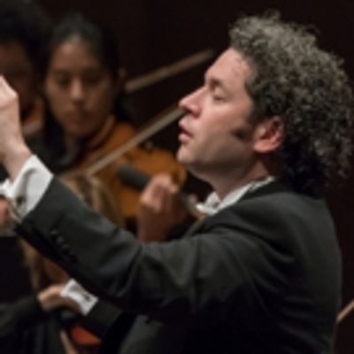 BWW Review: DUDAMEL AND THE LOS ANGELES PHILHARMONIC at Geffen Hall - First the Dodgers, then the Giants...