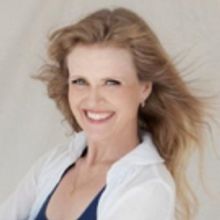 Tierney Sutton Makes Café Carlyle Debut This March