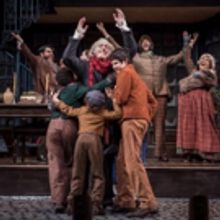 Goodman Theatre Concludes 40th Annual A CHRISTMAS CAROL with 'Tiny Tim Drive'