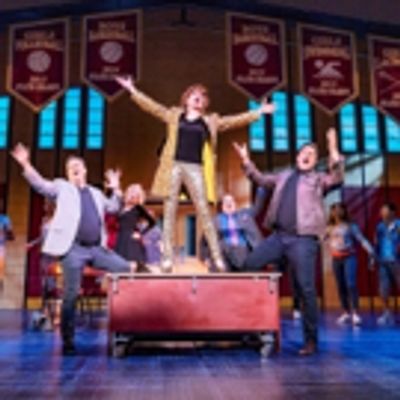BWW Interview: Raleigh Native Beth Leavel Opens Up About Finding Her Life Path, Channeling Her Evil Twin, and Building THE PROM