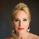BWW INTERVIEW: International Recording Artist Lyn Stanley Discusses Aspects of Her…
