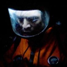 El monólogo DHL, un viaje extraordinario a través de lo común