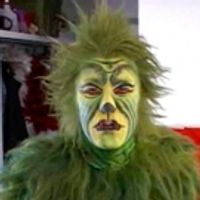 TV: Transforming Patrick Page Into The Grinch Video