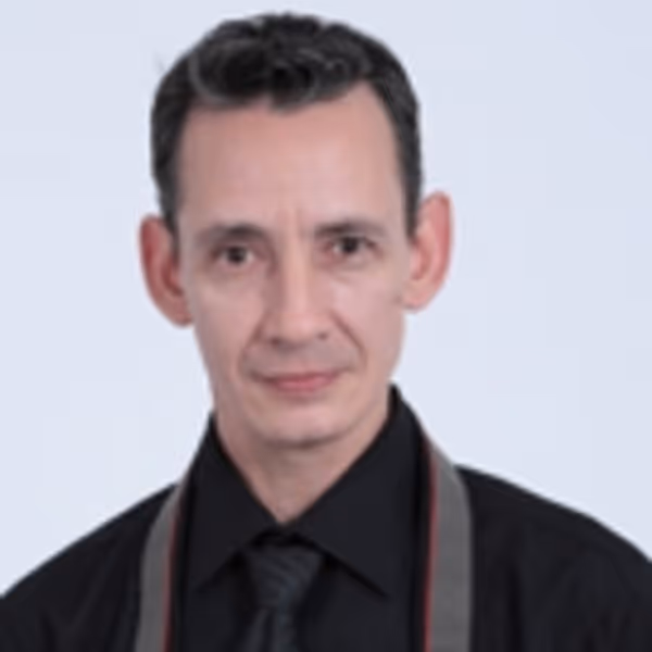 Mauricio Cedeno To Direct International Cast of THE PAPARAZZI Photo