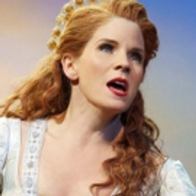 Photo Flash: First Look At Kelli O&#039;Hara, Will Chase, Corbin Bleu, And More In KISS ME, KATE