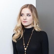 Jackie Evancho Joins Pacific Symphony For A Holiday Treat In Annual Christmas Pops Co