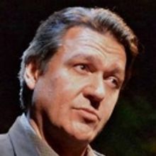 BWW Review: Nathan Gunn Aims High with FLYING SOLO at the Laguna Playhouse