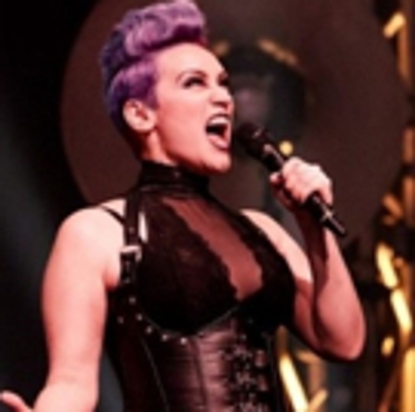 Wake Up With BWW 3/28: BEETLEJUICE Begins Previews & More!  Image