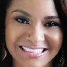 Isabel Davis Celebrates Chart-Topping Debut Album