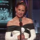 VIDEO: THREE TALL WOMEN's Laurie Metcalf Accepts a Tony Award for the…