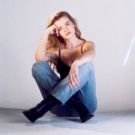 Breakout Artist Rosie Carney Debuts Acoustic Video For THOUSAND Featuring Lisa…